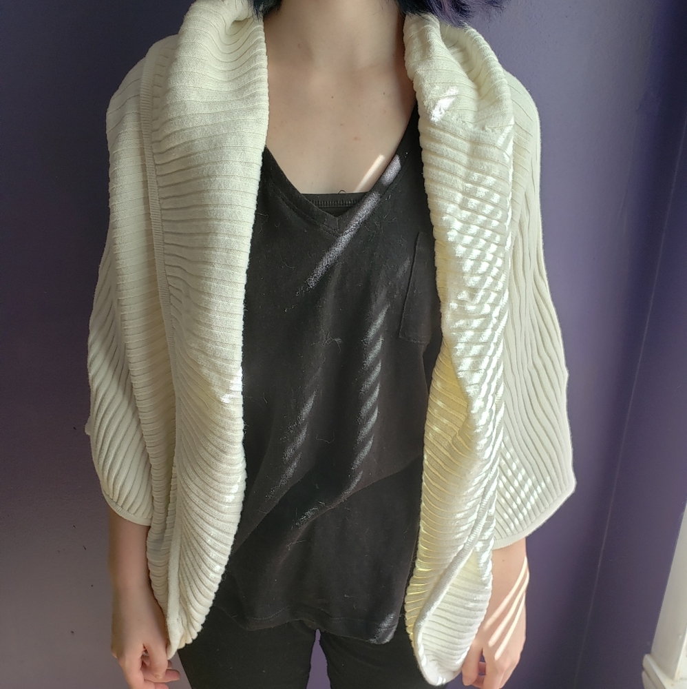 Pullover - Picture 2 of 5